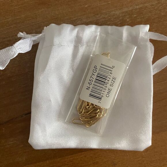 New ADORNIA Lock Paper Clip Chain Necklace 14k yellow gold 17” JEWELRY - Picture 4 of 5